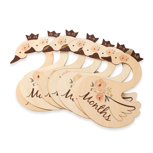 7Pc Baby Closet Dividers – Swan-Shaped Wooden Wardrobe Organizers for Newborns to 24 Months